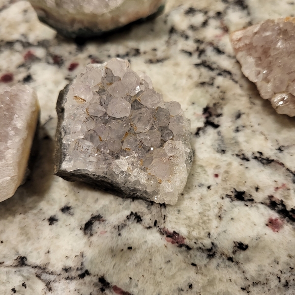 10 Raw Amethyst Beatutifully Cut Crystals - Picture 10 of 15